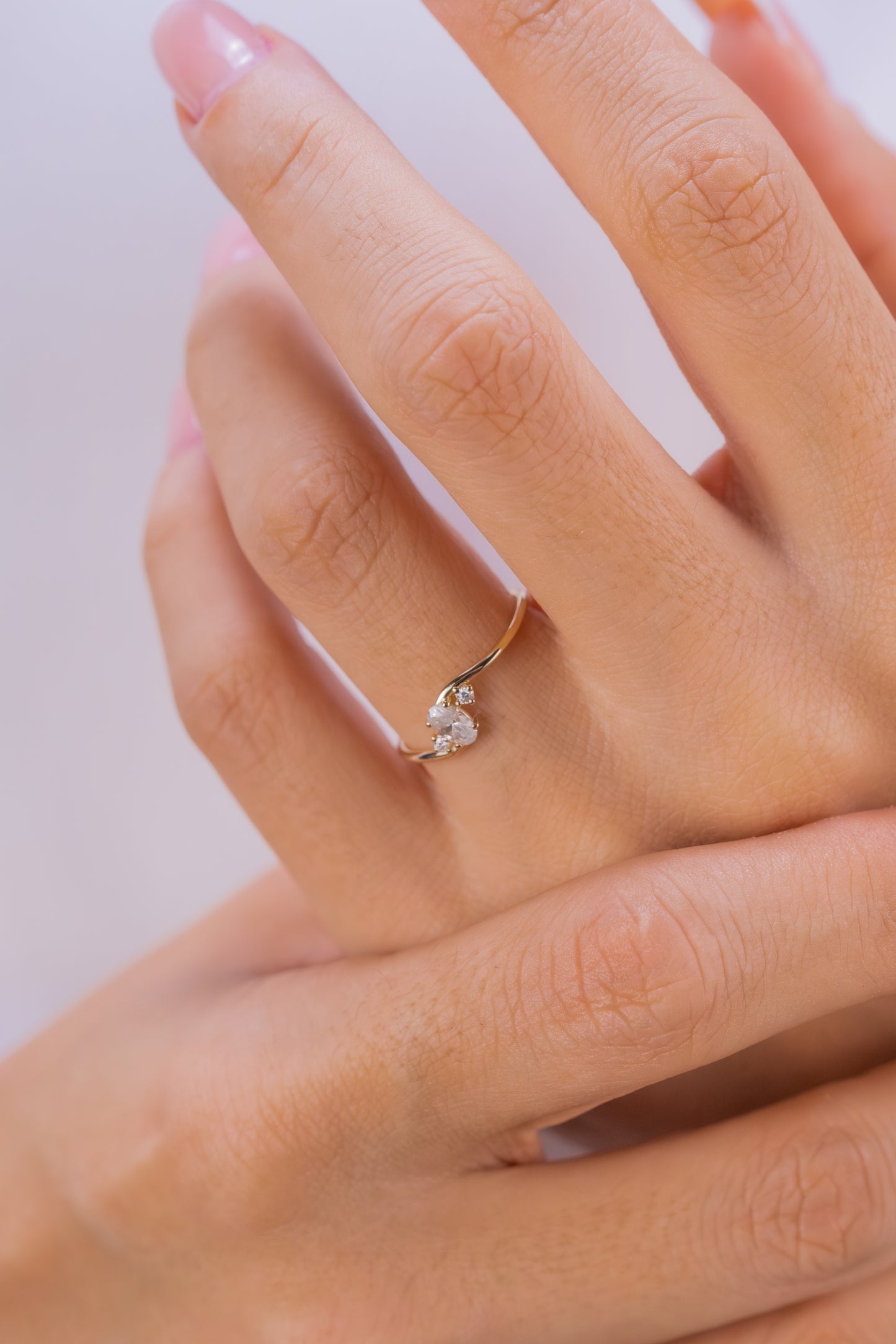 Raw Moissanite Ring – 14K Gold Twisted Band