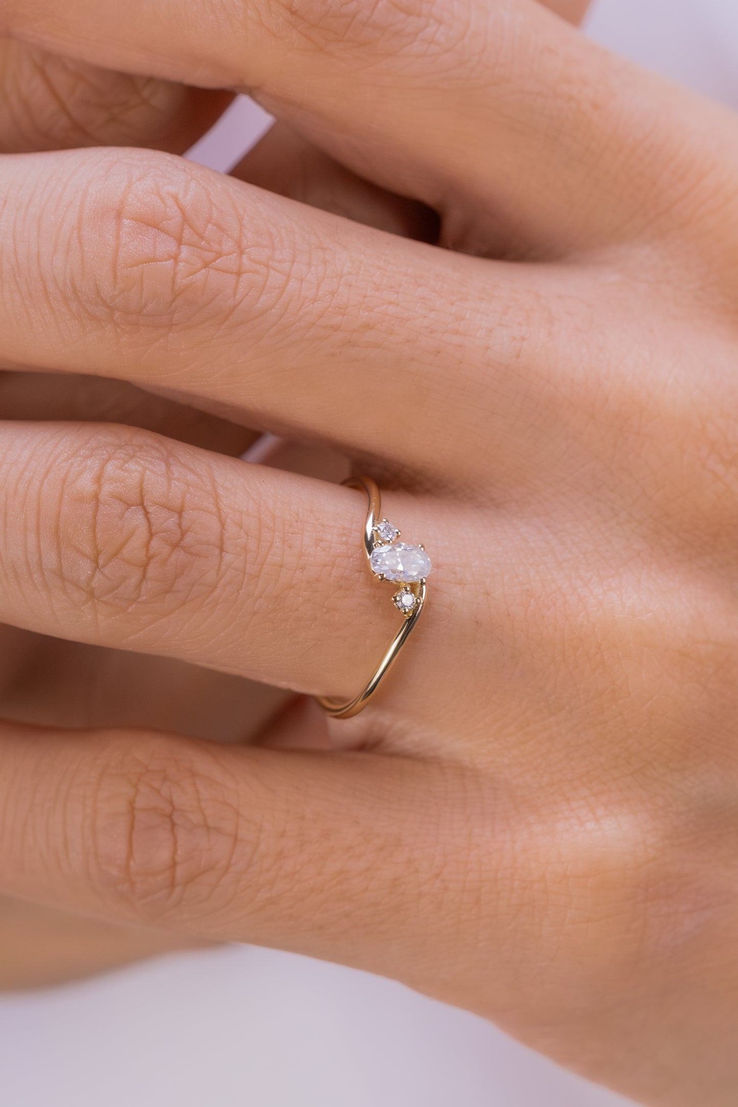 Raw Moissanite Ring – 14K Gold Twisted Band