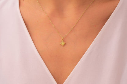 Dainty Citrine Stone Necklace in Silver & Solid Gold: Minimalist Birthstone Jewelry for Women