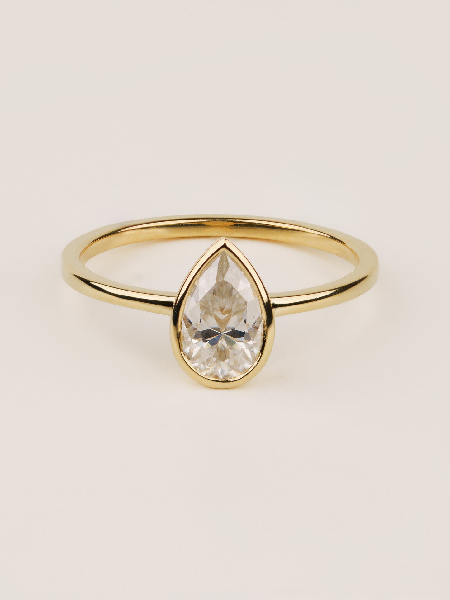 Pear-Cut Moissanite Ring – 14K Gold Minimalist Engagement Ring