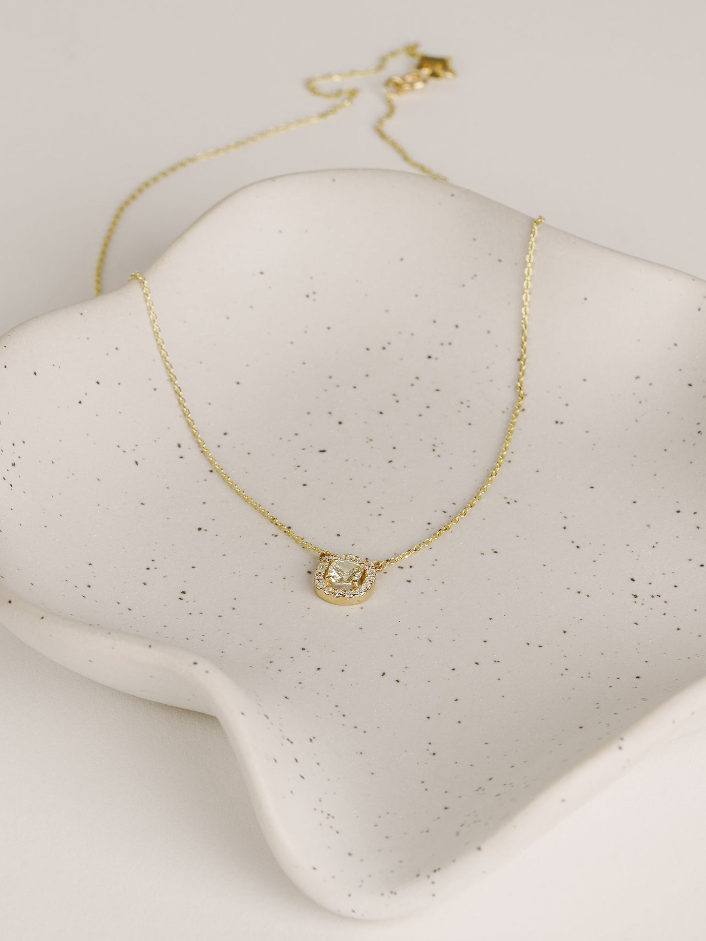 Moissanite Halo Pendant Necklace – 14K Gold Dainty Necklace