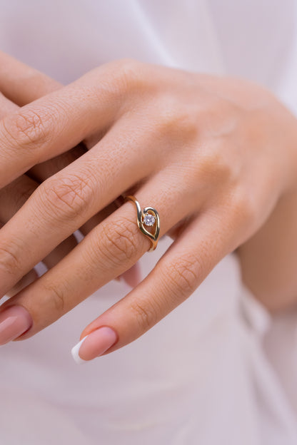 Elegant Marquise & Round Cut Gemstone Ring