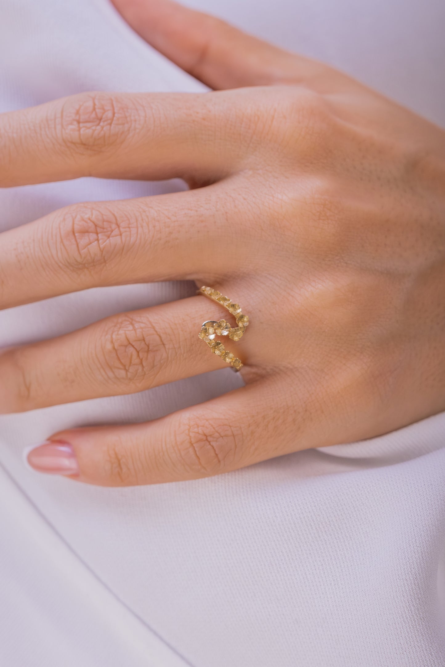 Floral Wave Wrap Ring – 14K Gold Nature-Inspired Open Band