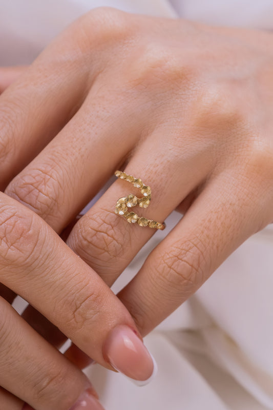 Floral Wave Wrap Ring – 14K Gold Nature-Inspired Open Band