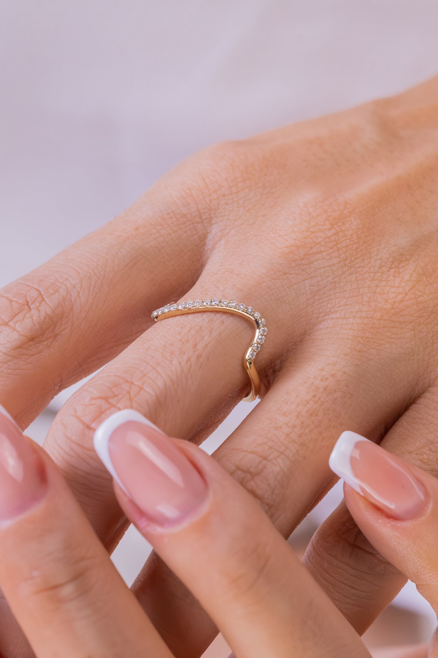 Wavy Pave 14k Gold Ring – Dainty Curved Diamond Band