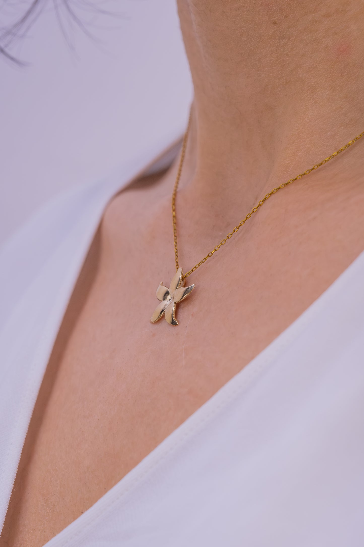 14k Gold Starfish Necklace | Gleaming Sea Star Ocean & Marine Jewelry