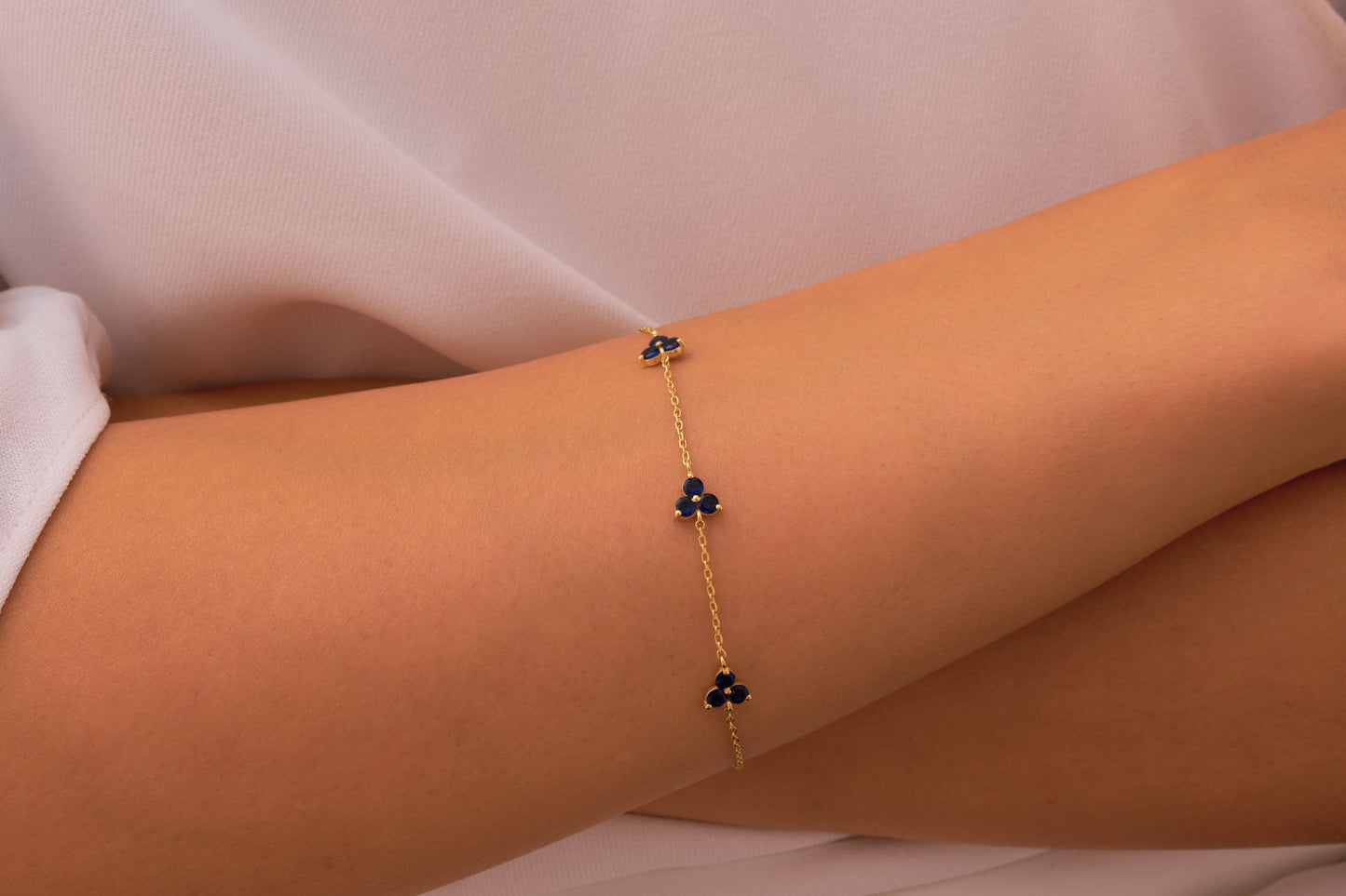 Sapphire  Flowers Bracelet, Handmade Floral Bracelet with Green Gemstones, Elegant Flower Bracelet for Her, Nature Inspired Bracelet